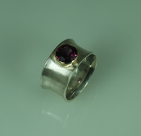 garnet ss 14k bezel