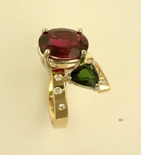 garnet tourmaline diam 14kyg